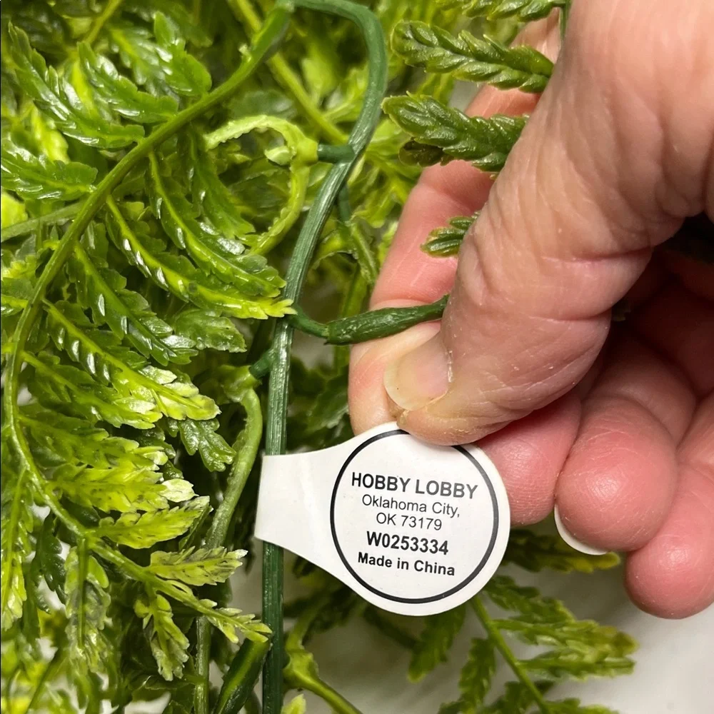 Vibrant Green Faux Fern 🪴